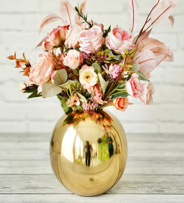 Round Shiny Golden Flower Vase